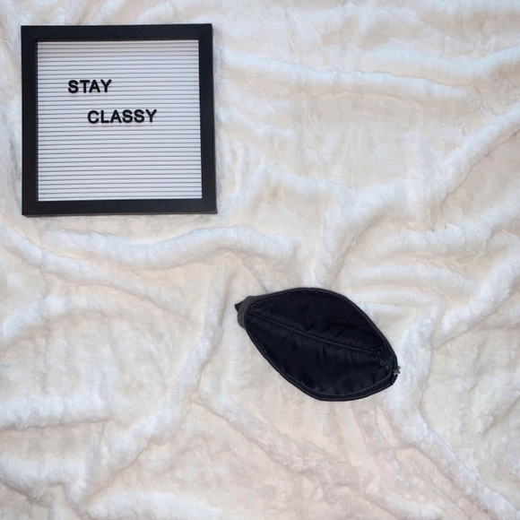 Authentic Fendi Dustbag - Picture 3 of 4